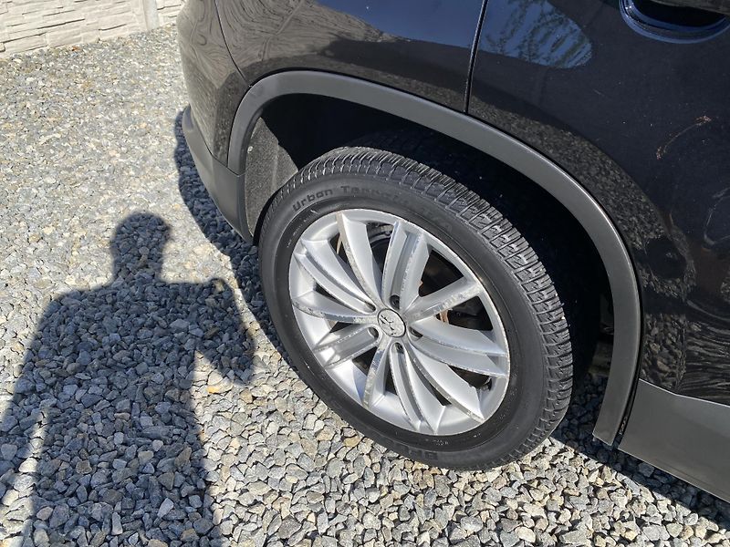 Volkswagen Tiguan 2.0TDi 4x4 135PS GOAL PĚKNÝ!!! - fotka 49 z 166