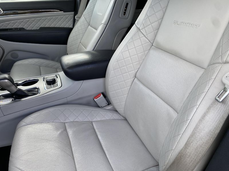 Jeep Grand Cherokee 3.0CRDi 4x4 SUMMIT EXTRA FULL! - fotka 99 z 181