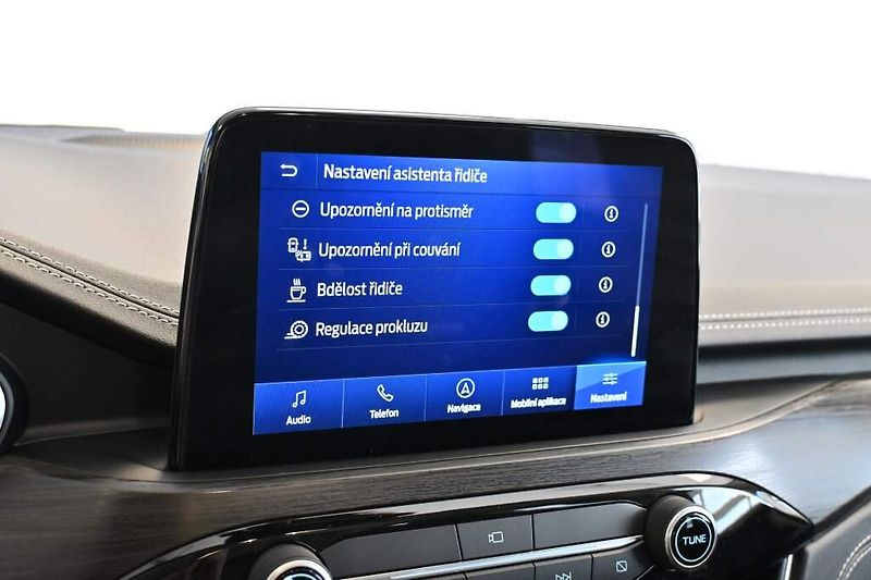 Ford Kuga (2021) 2.5 VIGNALE VIRTUAL LED ACC BO - fotka 23 z 48