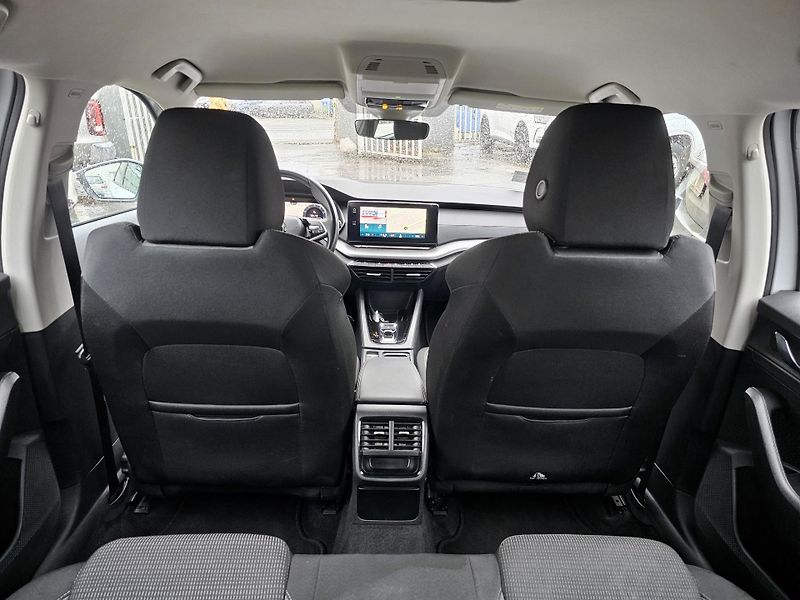 Škoda Octavia 2.0TDI 110kW kombi automat  - fotka 18 z 31