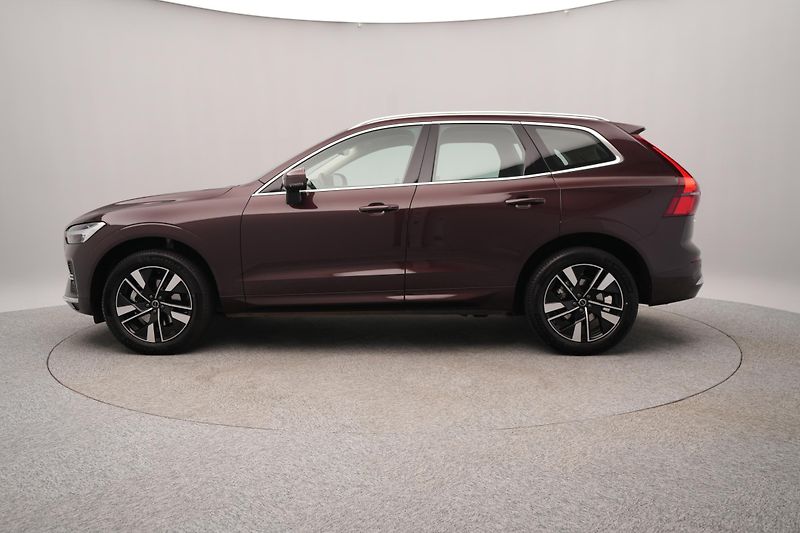 Volvo XC60 B5 AWD BRIGHT PLUS CZ 1.maj - fotka 8 z 51