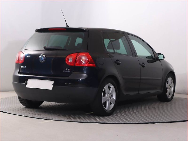 Volkswagen Golf (2008) GT 1.4 TSI, Automat - fotka 5 z 17