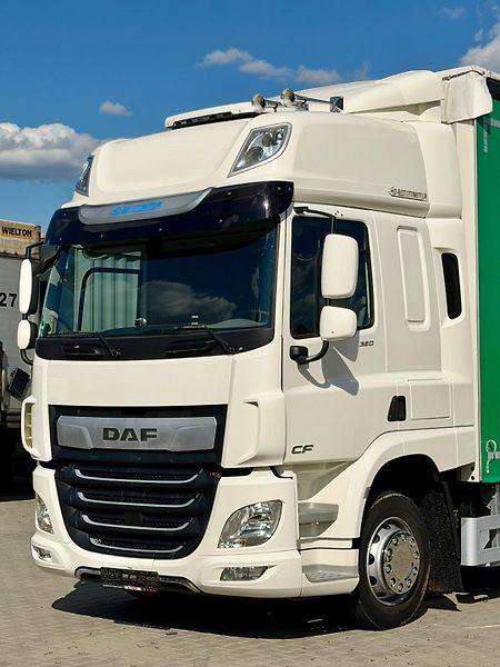 DAF CF 320 4x2 plachtová nástavba - fotka 6 z 11
