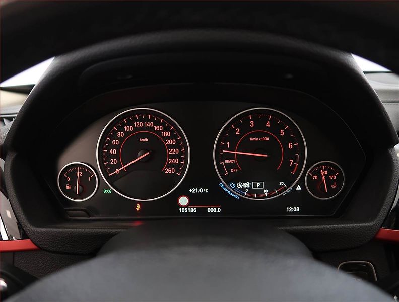 BMW Řada 4 (2018) 440i xDrive - fotka 11 z 26