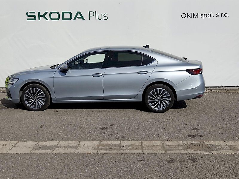 Škoda Superb (2024) L&K 2,0 Tdi 142 Kw 4x4 DSG - fotka 3 z 46