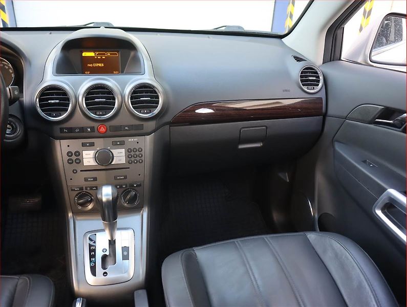 Opel Antara (2007) 3.2 V6, 4X4, Automat - fotka 8 z 16