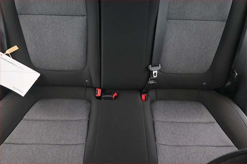 Kia Stonic (2023) 1.2 DPI, Serv.kniha, Tempomat - fotka 10 z 16