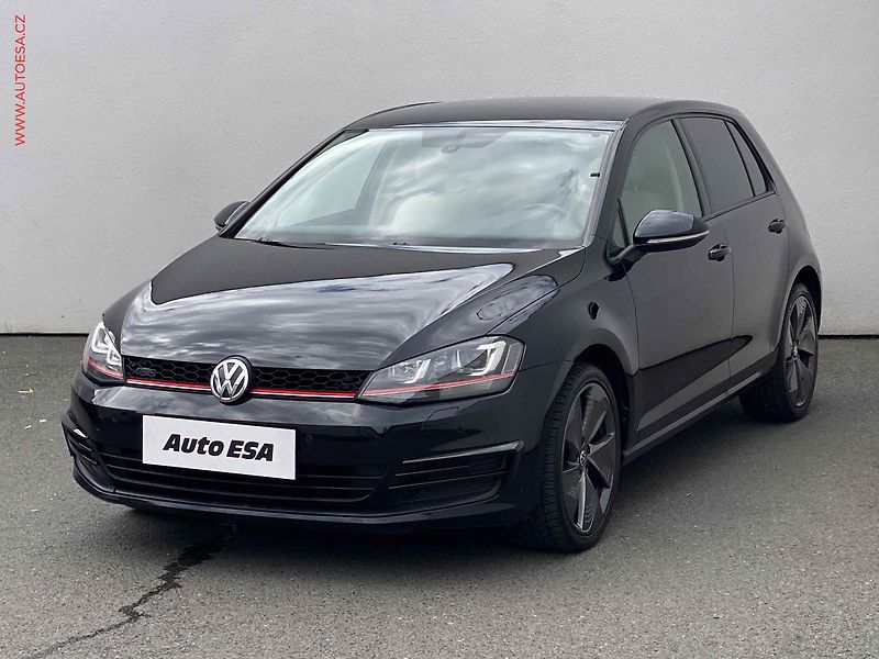 Volkswagen Golf (2013) 1.2 TSi, AC, bixen, navi - fotka 3 z 16