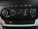 Škoda Yeti (2010) 1.4 TSI, ČR, autoAC - náhled 15