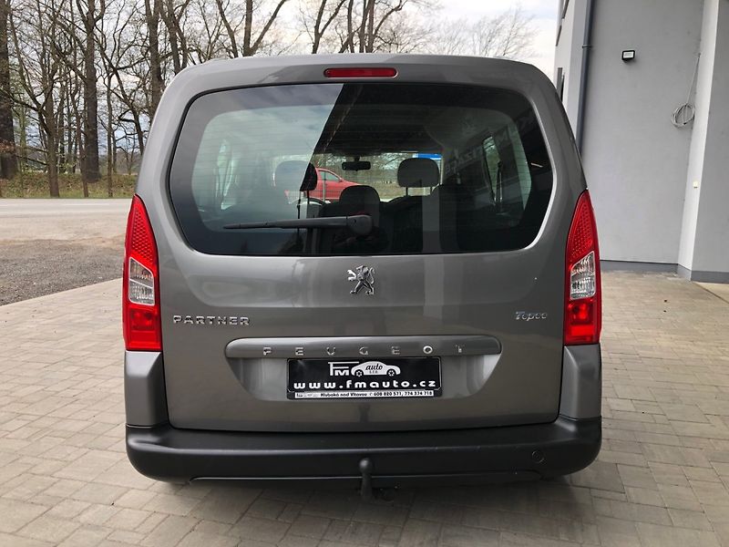 Peugeot Partner Tepee (2009) 1.6 HDi, TAŽNÉ - fotka 6 z 24