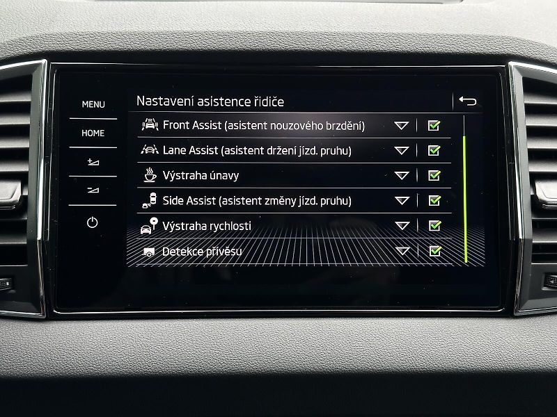 Škoda Karoq 2.0TDi DSG 4x4 150PS Matrix-LE - fotka 33 z 47