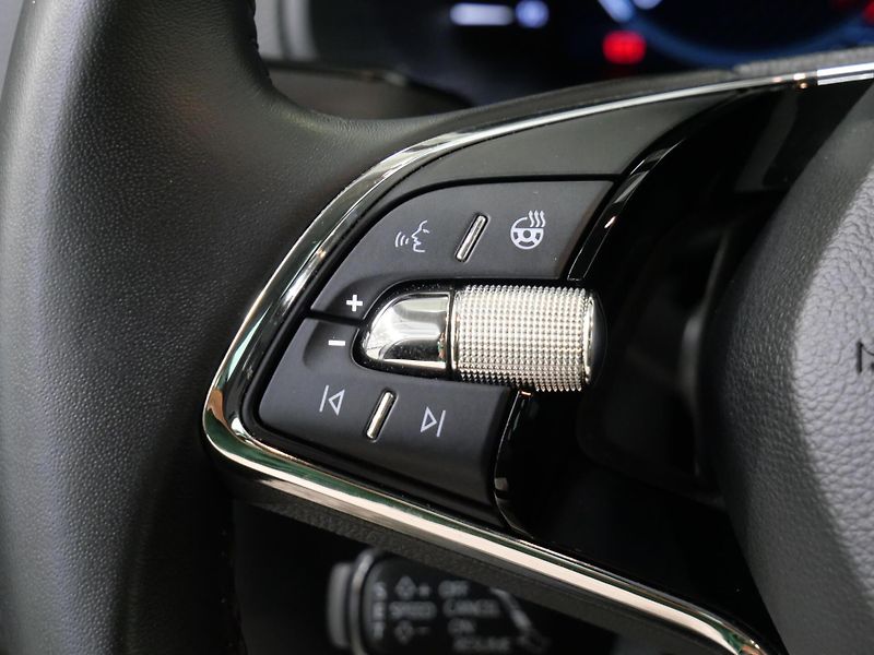 Škoda Karoq - fotka 15 z 27