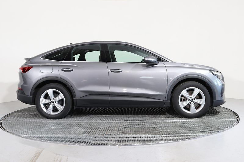 Audi Q4 e-tron Sportback - fotka 4 z 26
