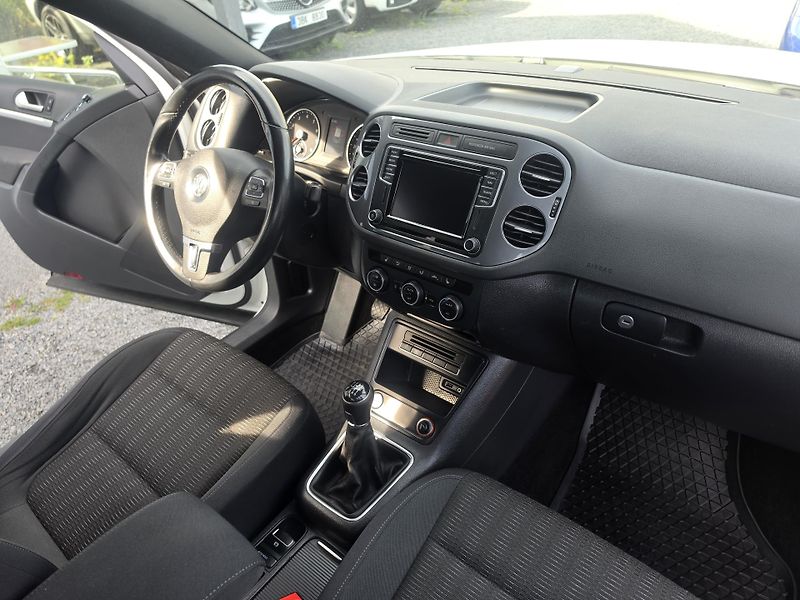 Volkswagen Tiguan 1.4 TSi Led Navi TZ Kei  - fotka 9 z 19