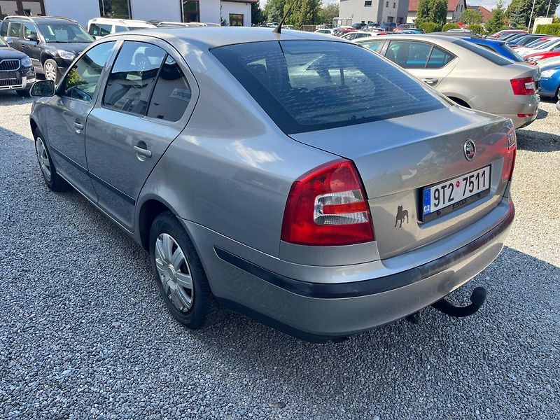 Škoda Octavia (2008) 1.6 MPi Nová STK - fotka 4 z 14