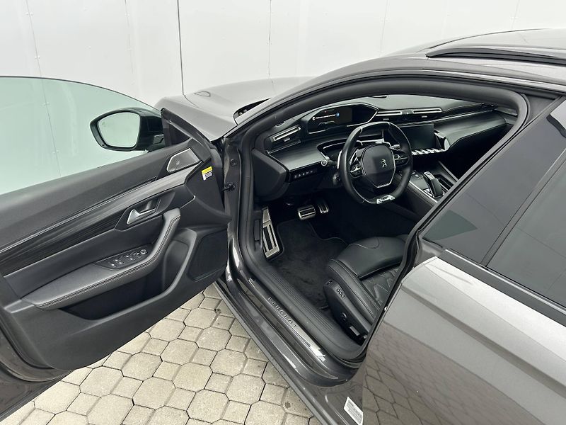 Peugeot 508 GT PACK HYBRID 225 e-EAT8 1.6 - fotka 5 z 27