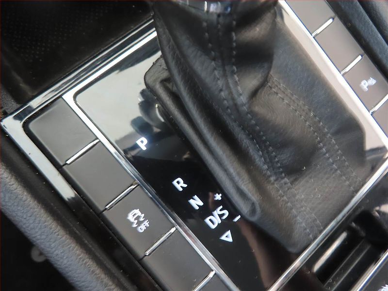 Škoda Superb (2016) Style Plus 2.0 TDI, 4X4 - fotka 12 z 14