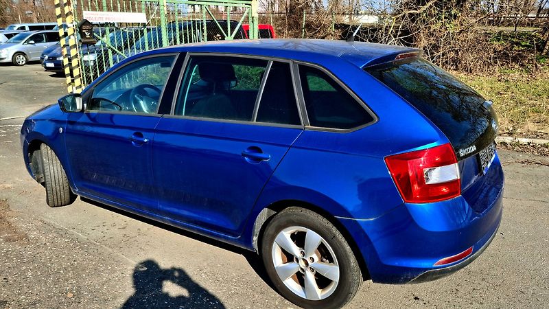 Škoda Rapid 1.2  77 kw servisní historie  - fotka 2 z 50