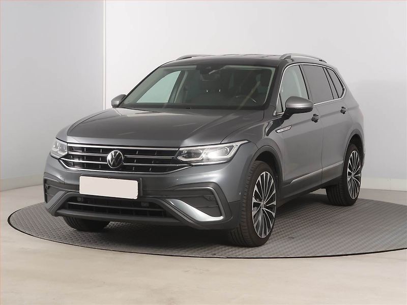 Volkswagen Tiguan Allspace (2022) Life 2.0 TDI - fotka 2 z 19