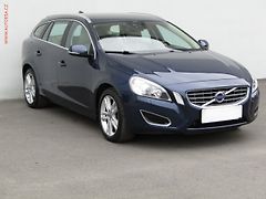 Volvo V60 (2010) 2.0, ČR, STK6/28 - fotografie inzerátu