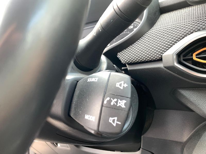 Dacia Sandero (2022) STEPWAY,1.0TCe, LPG, 67KW, DPH - fotka 15 z 21
