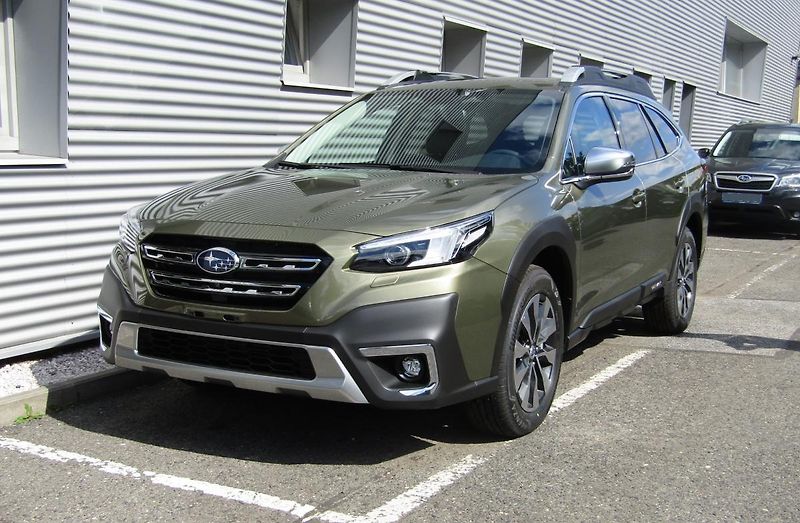 Subaru Outback (2025) 2,5i TOURING  MY25.5 - fotka 3 z 52