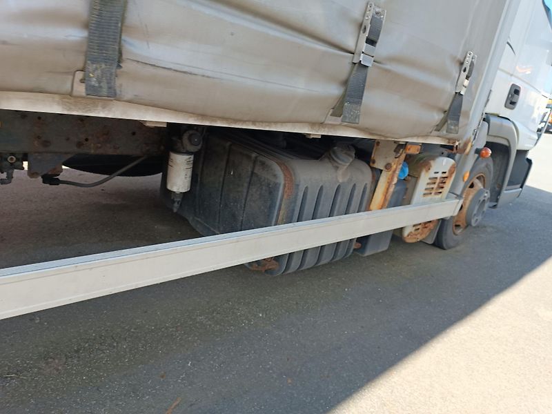 Iveco Eurocargo ML75E16 valník+plachta - fotka 10 z 16