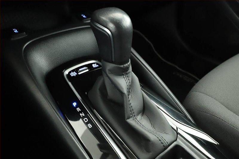 Toyota Corolla (2021) Comfort 1.8 Hybrid - fotka 12 z 16