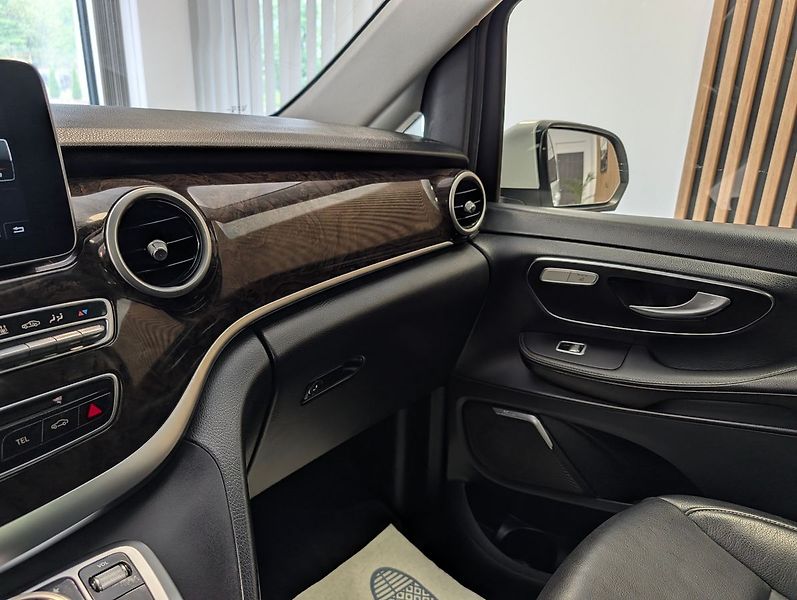 Mercedes-Benz Třídy V V250 4M EXCLUSIVE - fotka 20 z 36