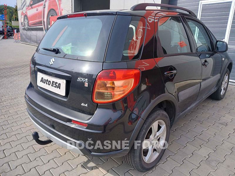 Suzuki SX4 (2011) 1.6VVT 4x4, ČR, AC, tažné - fotka 2 z 3