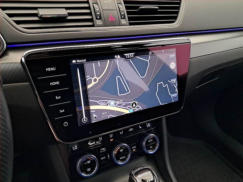 Škoda Superb (2022) Sportline 2.0 TDI - fotka 19 z 24