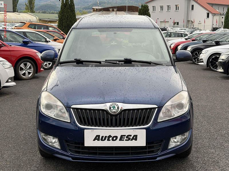 Škoda Roomster (2011) 1.6 TDi, Klima - fotka 2 z 15