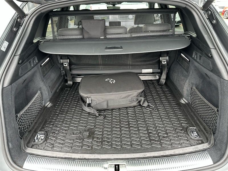 Audi Q5 4x4 PHEV 270kW SoH:87,8% - fotka 19 z 24