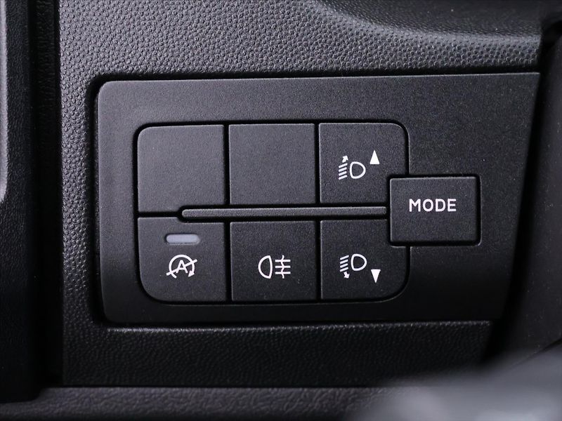 Citroën Jumper 2.2 HDI 121kW L4H2 CZ 1Maj DPH - fotka 15 z 30