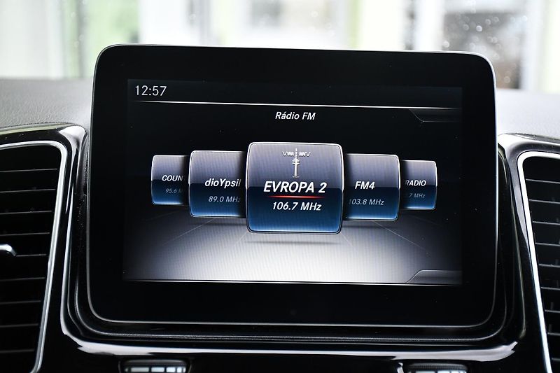 Mercedes-Benz GLE 350D 4MATIC VZDUCH ČR - fotka 29 z 42
