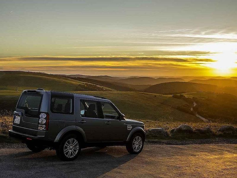 Land Rover Discovery.