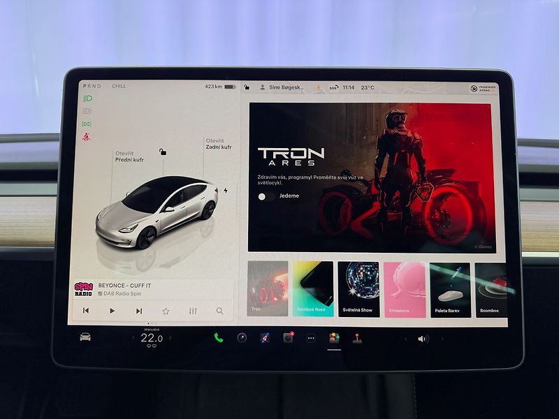 Tesla Model 3 LONG RANGE, DUAL MOTOR, 366 KW - fotka 17 z 33