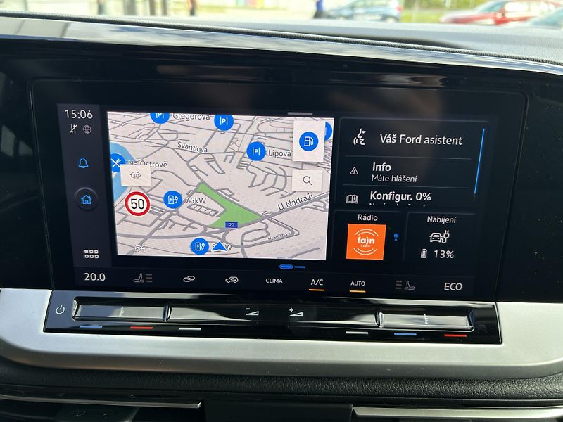 Ford Tourneo Connect 1.5 Ecoboost 110kW AT Titanium - fotka 24 z 40