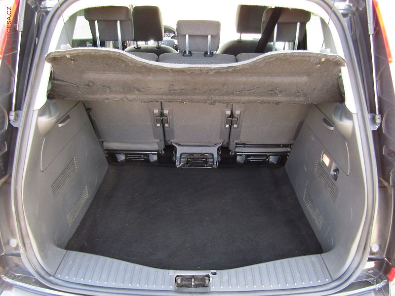 Ford C-MAX (2009) 1.8i, AC - fotka 7 z 16