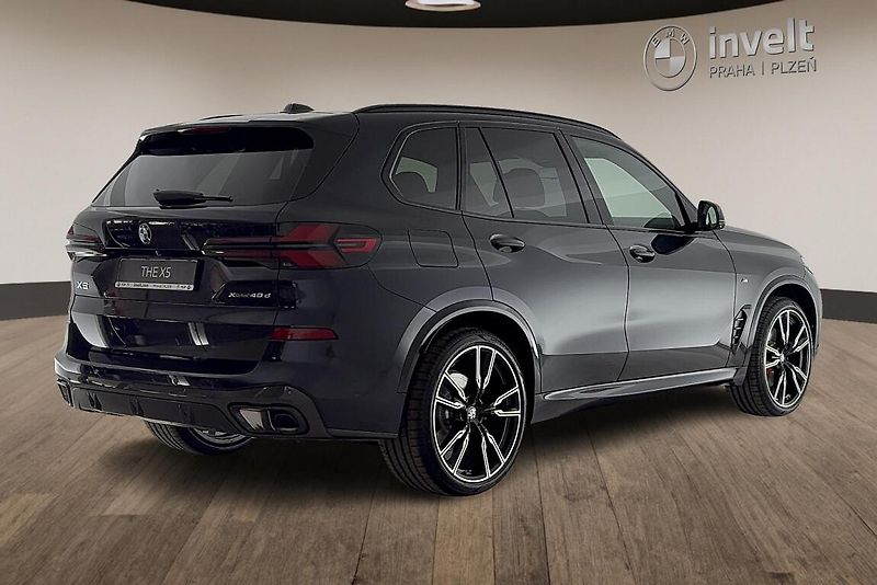 BMW X5 xDrive40d - fotka 3 z 18