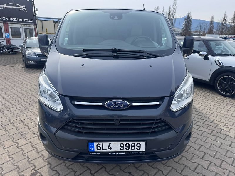 Ford Tourneo Custom (2013) 2,2D 114KW 8X  2X ŠOUP. SERVIS - fotka 9 z 50