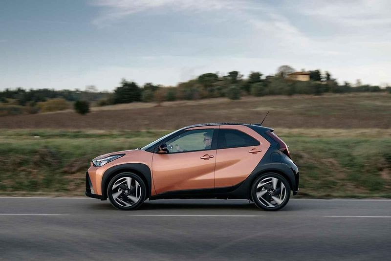 Toyota Aygo X je jediným full hybridem ve své třídě.
