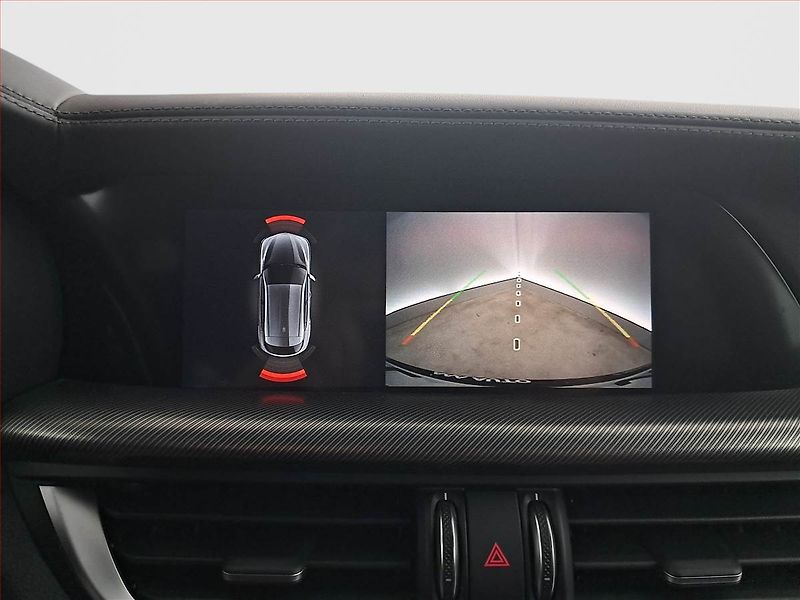 Alfa Romeo Stelvio (2024) Veloce 2.2 Diesel - fotka 17 z 21