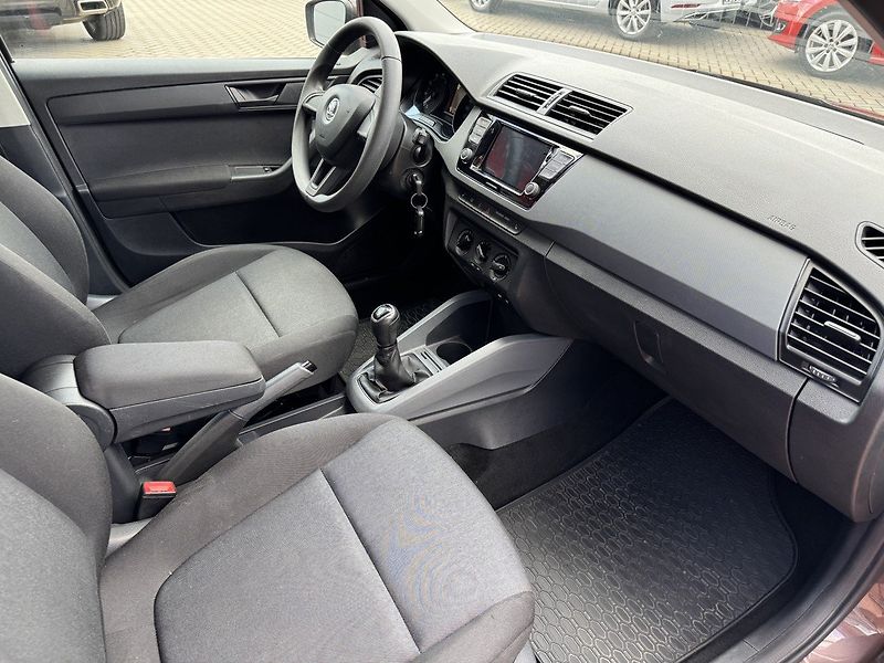 Škoda Fabia (2016) 1.2TSi Active Klimatizace - fotka 14 z 50