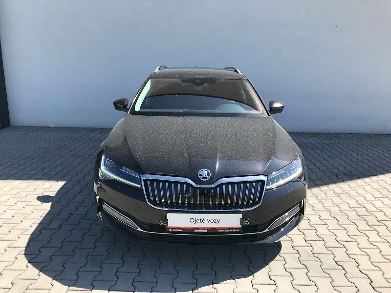 Škoda Superb (2022) COM IV L K TS 1.4 A6F - fotka 4 z 29