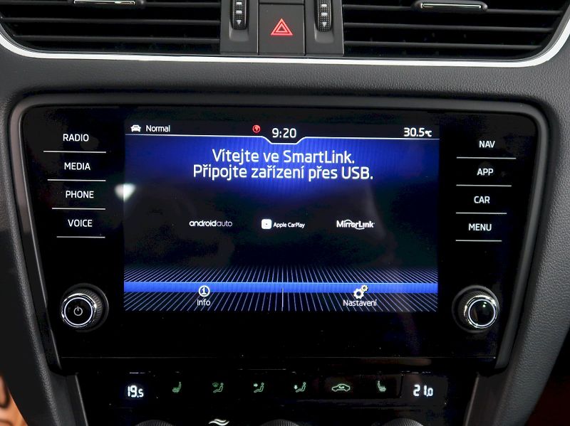 Škoda Octavia (2020) STYLE 2.0TDI 110KW DSG PANORAM - fotka 29 z 47