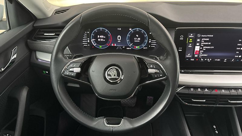 Škoda Octavia 1.5 TGI G-Tec DSG Style Combi - fotka 9 z 25