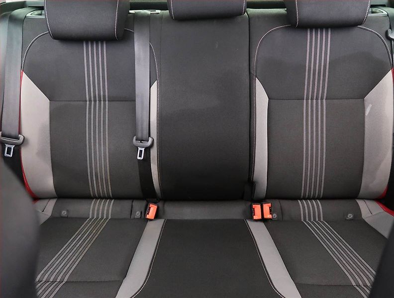 Škoda Rapid (2015) Spaceback 1.4 TDI, Xenony - fotka 10 z 20