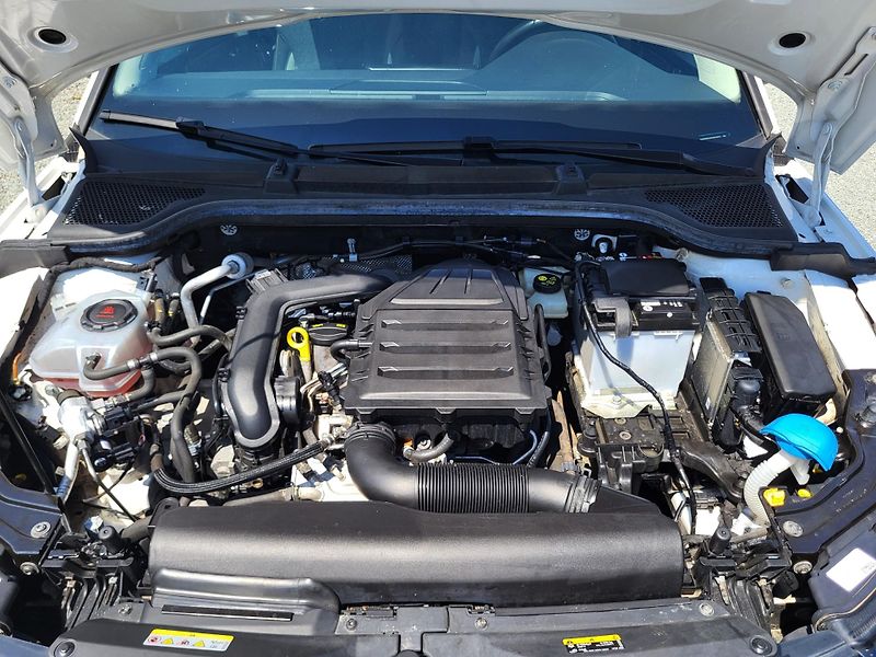 Škoda Kamiq 1.0 TSI 66kW CNG Style G-TEC - fotka 36 z 49