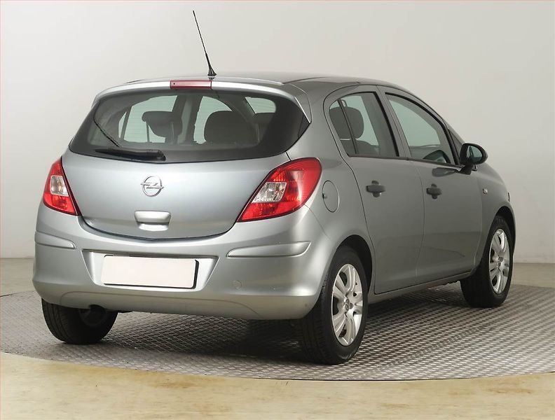 Opel Corsa (2014) 1.2 - fotka 5 z 17